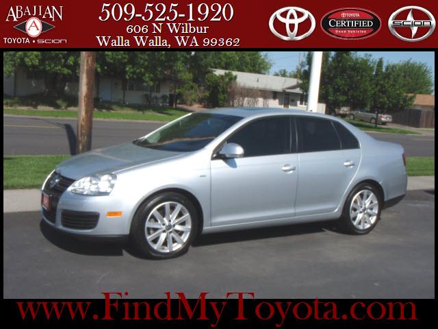 2010 Volkswagen Jetta Touring W/res W/navi