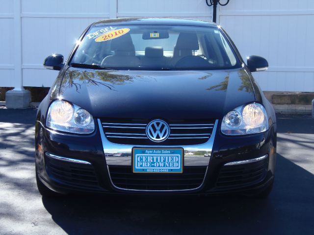 2010 Volkswagen Jetta CD With MP3