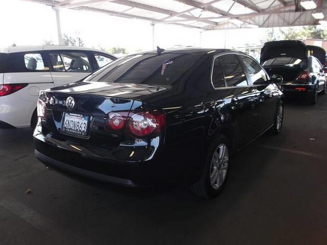 2010 Volkswagen Jetta CD With MP3