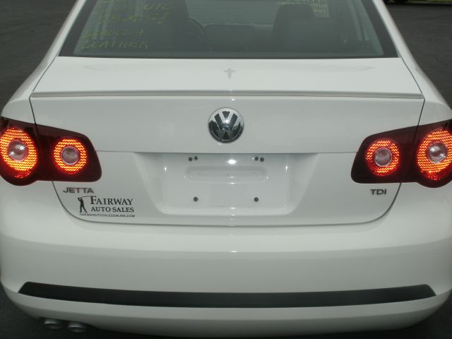 2010 Volkswagen Jetta CD With MP3