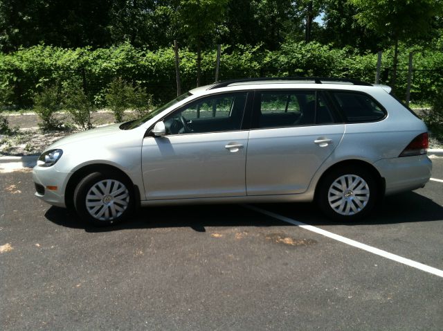 2011 Volkswagen Jetta 4 Door SR5 V6 Reg Bed