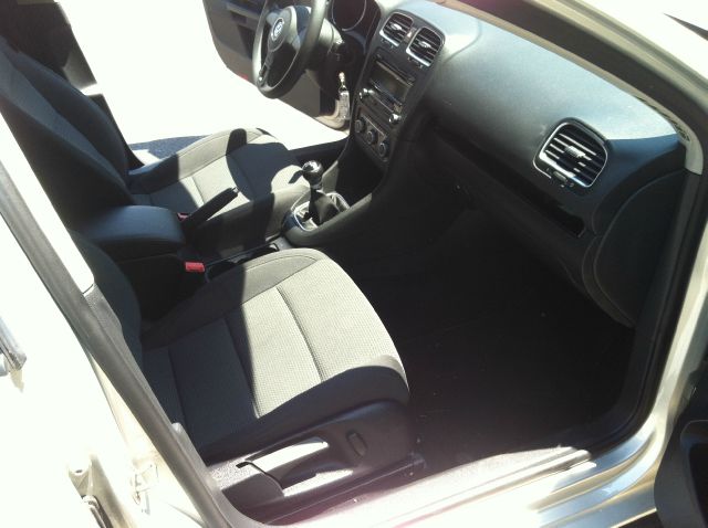 2011 Volkswagen Jetta 4 Door SR5 V6 Reg Bed