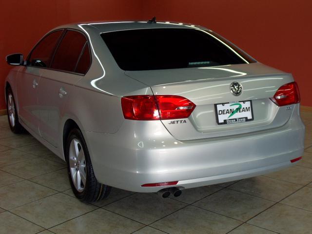 2011 Volkswagen Jetta CD With MP3