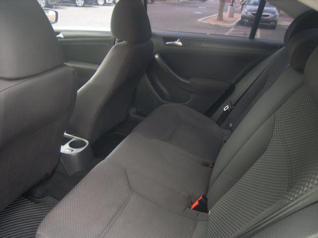 2011 Volkswagen Jetta Unknown