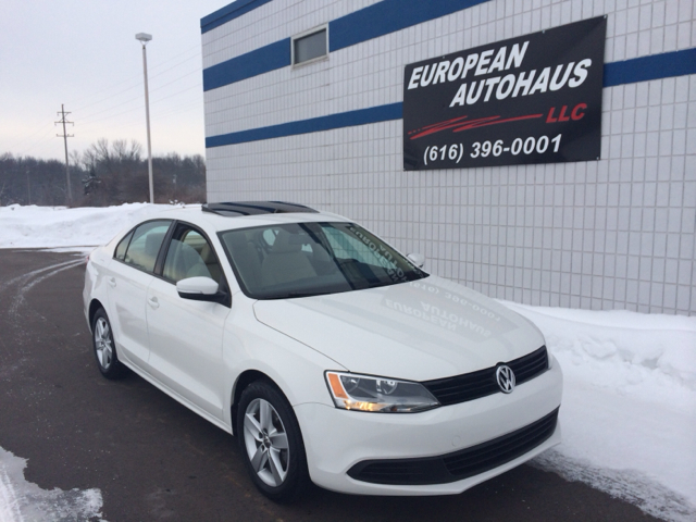 2011 Volkswagen Jetta CD With MP3