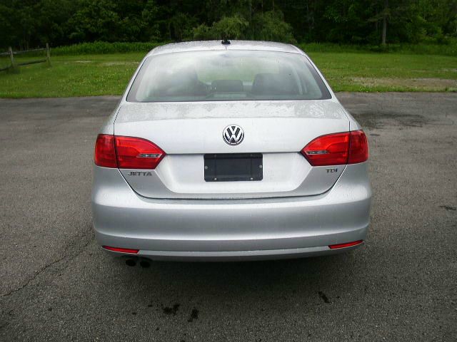 2011 Volkswagen Jetta CD With MP3
