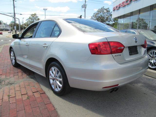 2011 Volkswagen Jetta Supercharged Notchback