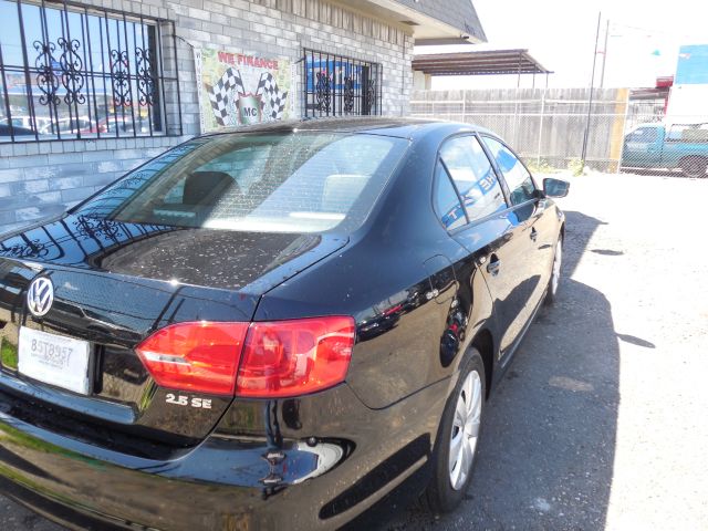 2012 Volkswagen Jetta Reg Cab 111.2 Inch WB 2WD LS Truck