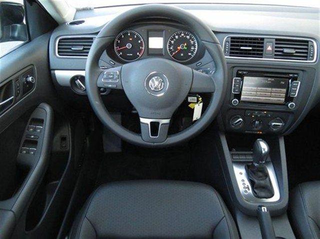2013 Volkswagen Jetta LX Convertible
