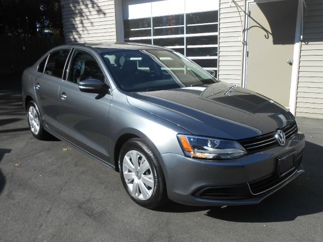 2013 Volkswagen Jetta Reg Cab 111.2 Inch WB 2WD LS Truck