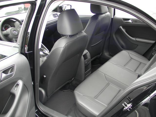 2014 Volkswagen Jetta Vogue Tires