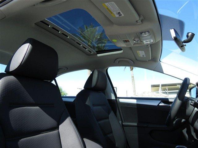 2014 Volkswagen Jetta Vogue Tires