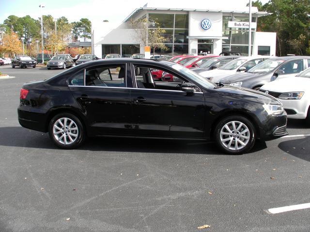 2014 Volkswagen Jetta Vogue Tires