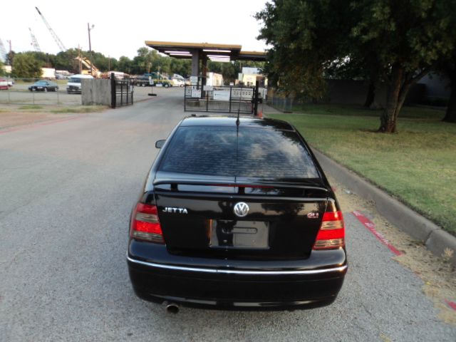 2005 Volkswagen Jetta GLI 5.0L