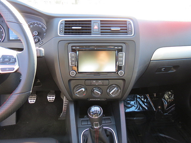 2012 Volkswagen Jetta GLI LE 1owner