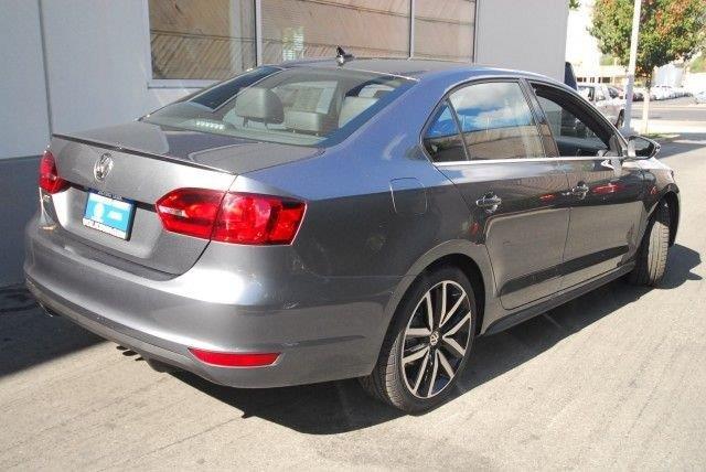 2013 Volkswagen Jetta GLI LE 1owner
