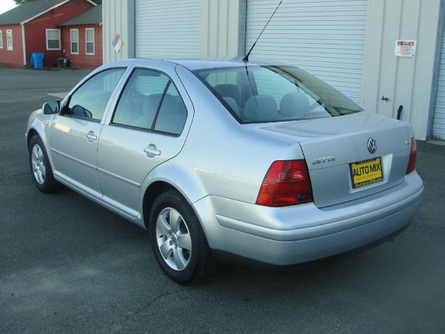 2003 Volkswagen Jetta TDI SEL 4 Door