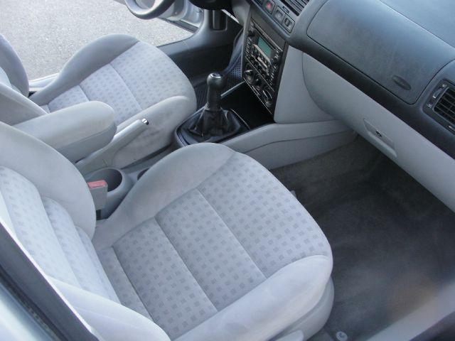 2003 Volkswagen Jetta TDI SEL 4 Door
