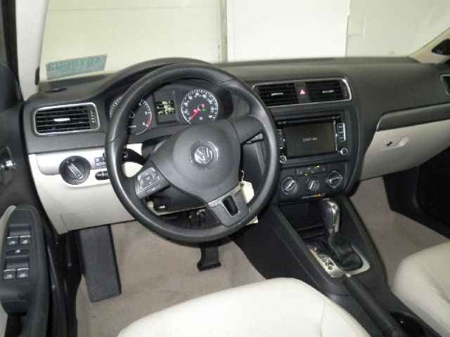 2013 Volkswagen Jetta TDI CD With MP3
