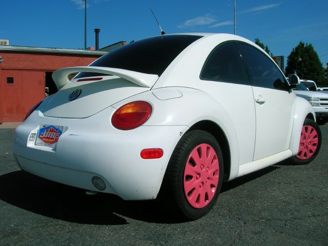 1998 Volkswagen New Beetle Base