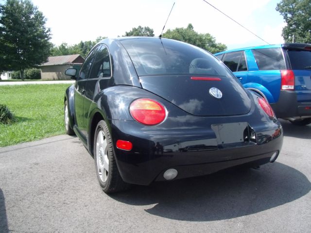 1998 Volkswagen New Beetle Base