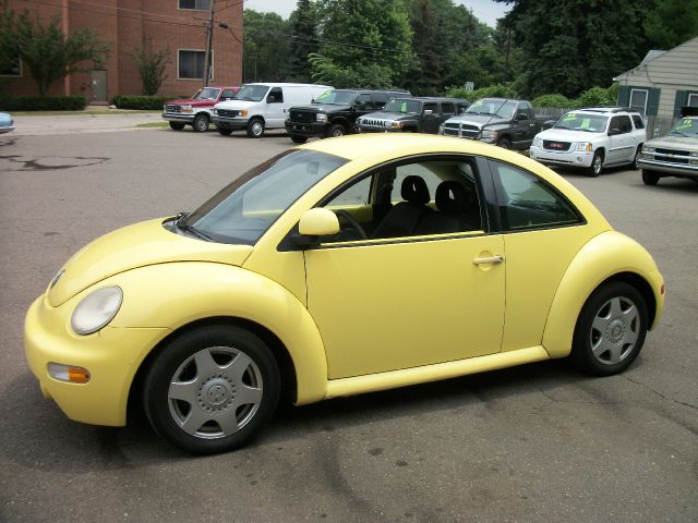 1998 Volkswagen New Beetle Base