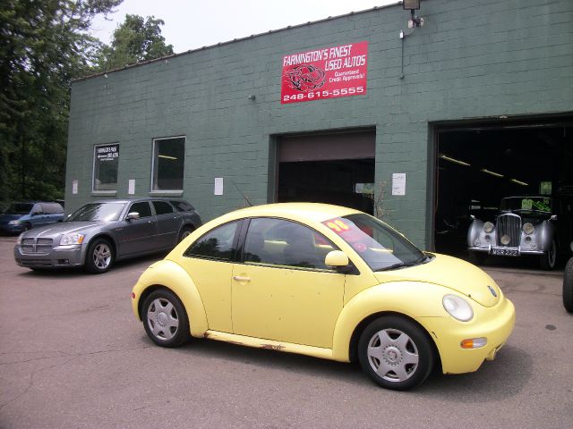 1998 Volkswagen New Beetle Base