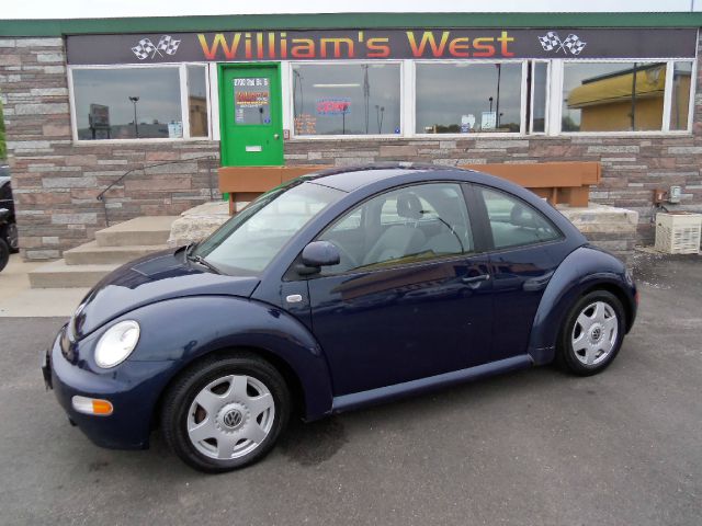 1999 Volkswagen New Beetle Quad Cab 4x2 Shortbox XLT