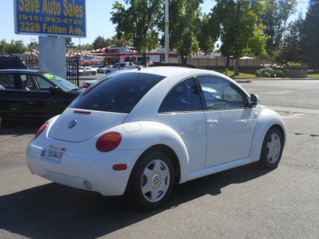 1999 Volkswagen New Beetle Quad Cab 4x2 Shortbox XLT