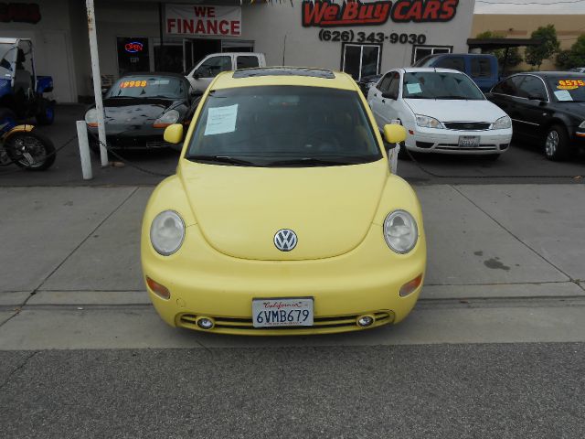 1999 Volkswagen New Beetle Quad Cab 4x2 Shortbox XLT