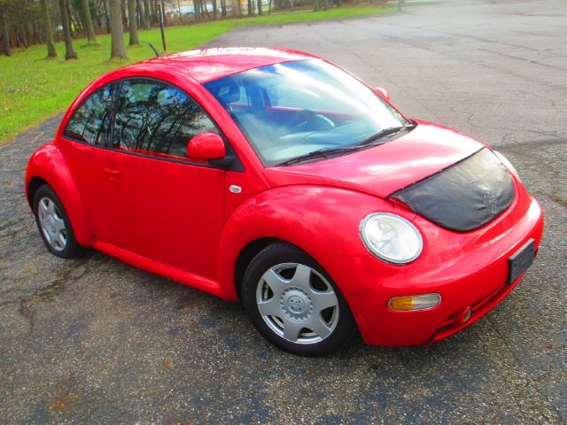 1999 Volkswagen New Beetle Quad Cab 4x2 Shortbox XLT