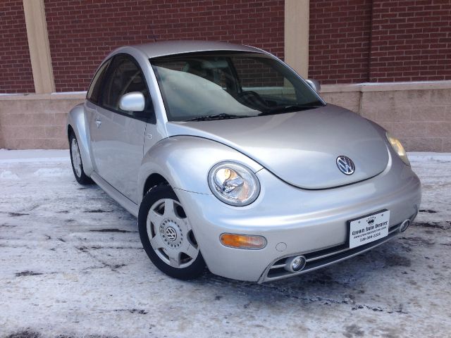 1999 Volkswagen New Beetle Quad Cab 4x2 Shortbox XLT