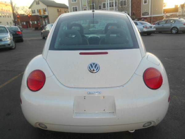 1999 Volkswagen New Beetle Quad Cab 4x2 Shortbox XLT