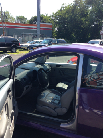 1999 Volkswagen New Beetle Quad Cab 4x2 Shortbox XLT