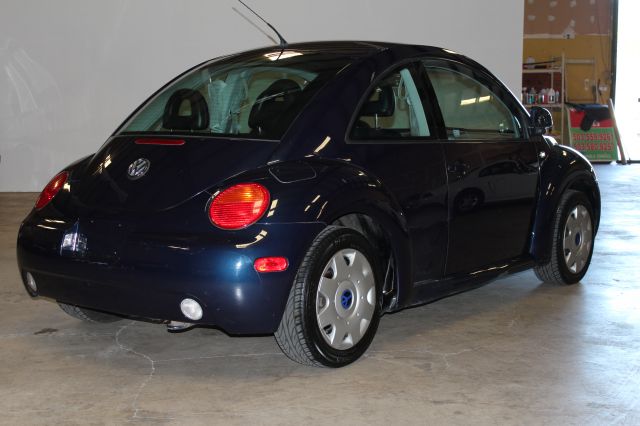 2000 Volkswagen New Beetle Lariat XL