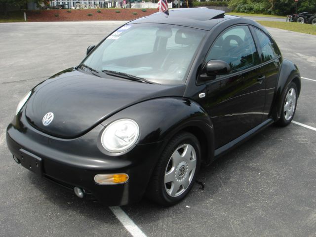 2000 Volkswagen New Beetle Quad Cab 4x2 Shortbox XLT