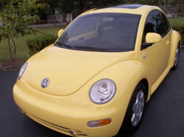 2000 Volkswagen New Beetle SE Crew Cab 4WD FFV