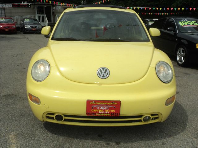 2000 Volkswagen New Beetle Quad Cab 4x2 Shortbox XLT