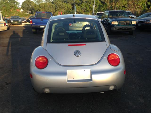 2000 Volkswagen New Beetle T6 AWD Leather Moonroof Navigation