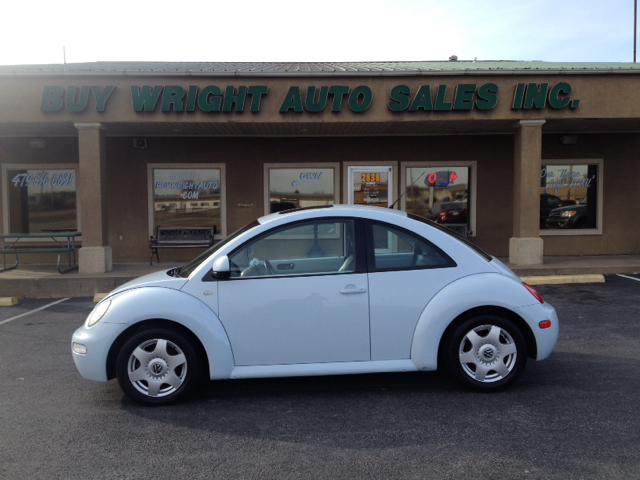 2000 Volkswagen New Beetle Quad Cab 4x2 Shortbox XLT