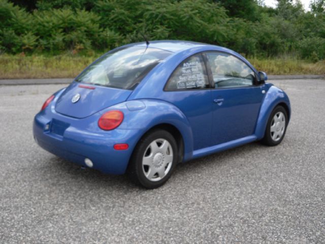 2000 Volkswagen New Beetle Quad Cab 4x2 Shortbox XLT
