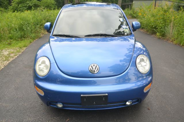 2000 Volkswagen New Beetle 1LT