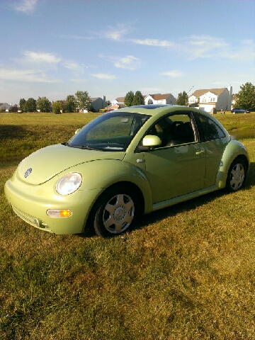 2000 Volkswagen New Beetle Quad Cab 4x2 Shortbox XLT