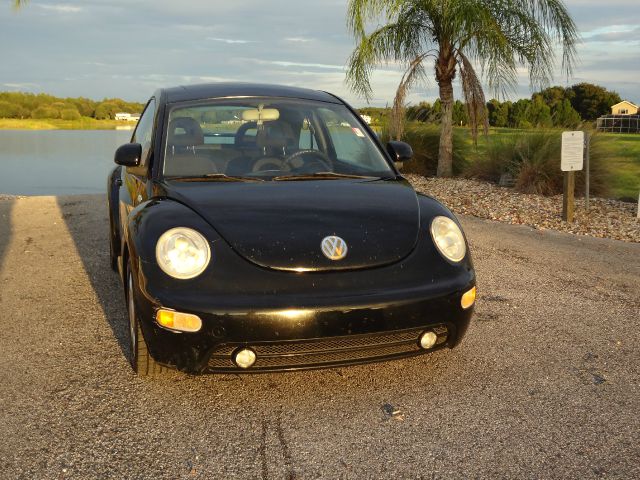 2000 Volkswagen New Beetle 4dr 112 WB AWD