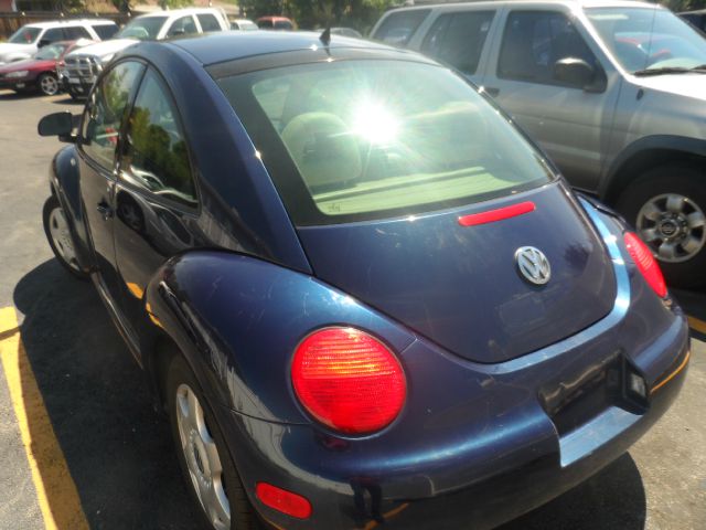 2000 Volkswagen New Beetle SE Crew Cab 4WD FFV