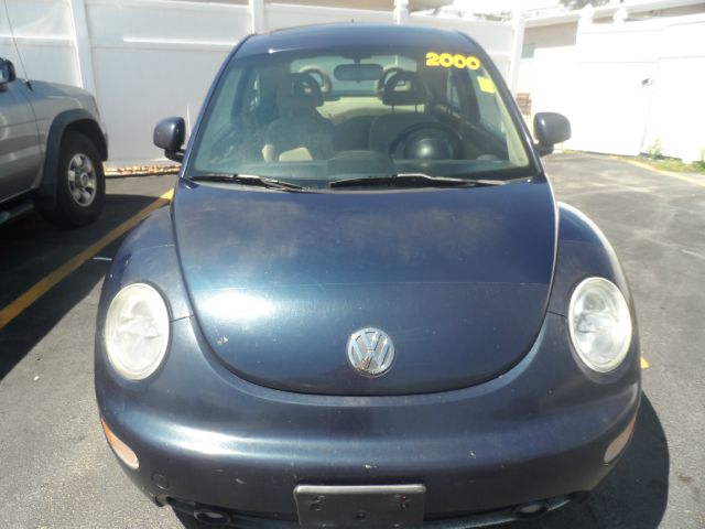 2000 Volkswagen New Beetle SE Crew Cab 4WD FFV