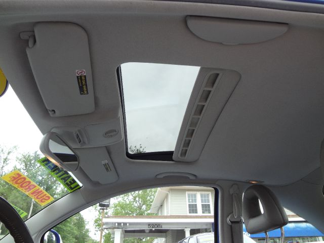 2000 Volkswagen New Beetle SE Crew Cab 4WD FFV