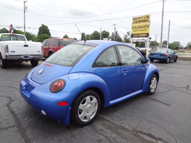 2000 Volkswagen New Beetle SE Crew Cab 4WD FFV