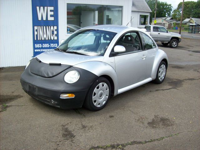 2000 Volkswagen New Beetle T6 AWD Leather Moonroof Navigation