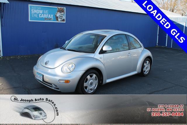 2000 Volkswagen New Beetle FWD 4dr Sport
